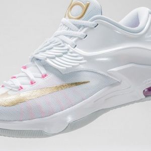 Meet your Posher, Derrick